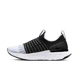 Nike React Phantom Run Flyknit 2 Women's Running Shoe